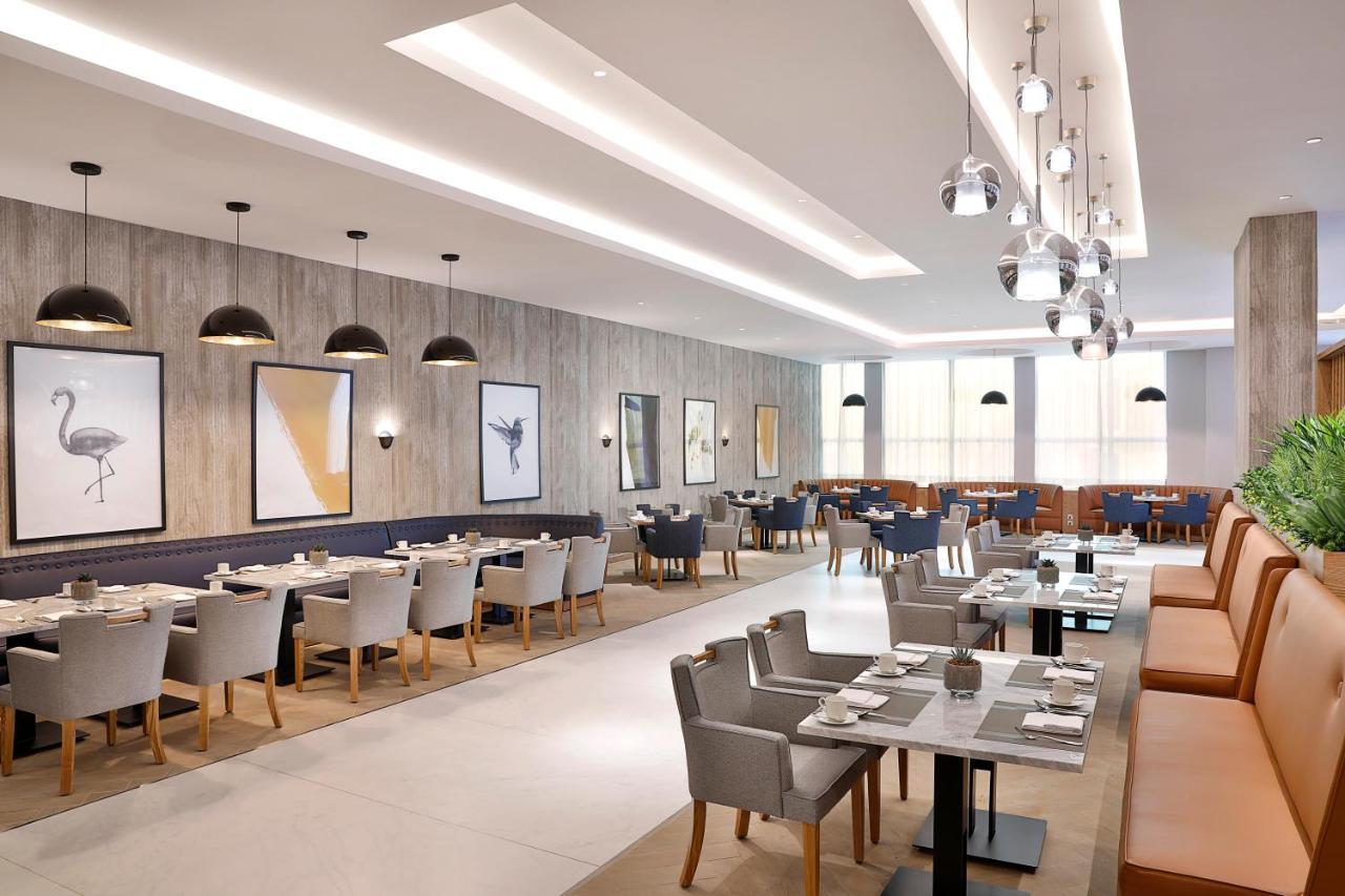 Отель Voco Al Khobar By Ihg Экстерьер фото The restaurant