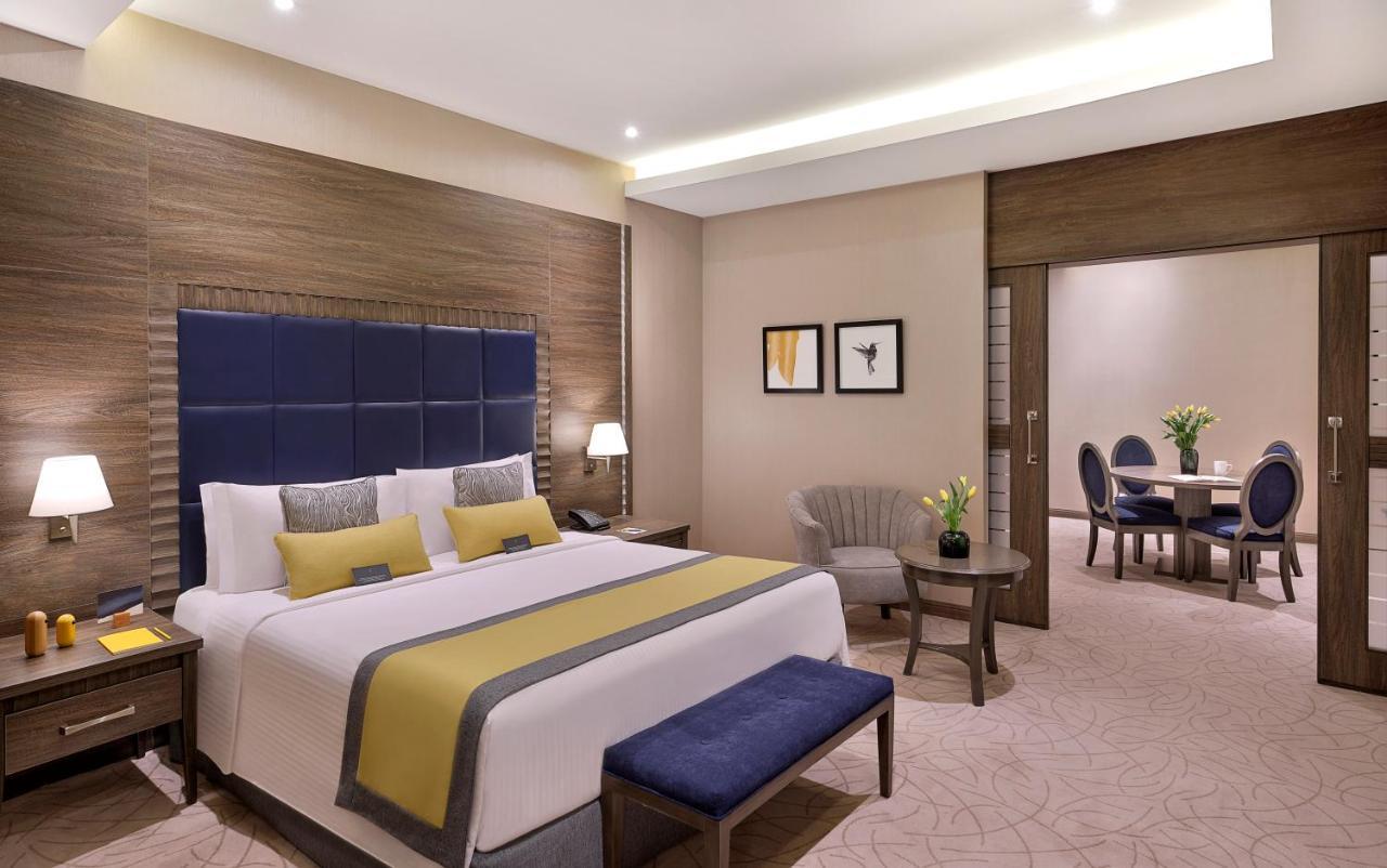 Отель Voco Al Khobar By Ihg Экстерьер фото Suite